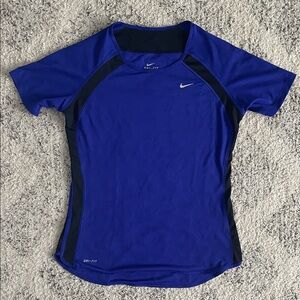 Nike Dri-Fit Short Sleeve T-Shirt Size Small Blue and Black Running Training